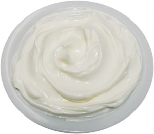 natural-cure-home-remedies-natural-remedies-yoghurt1